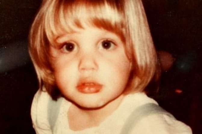 Анджелина Джоли в детстве