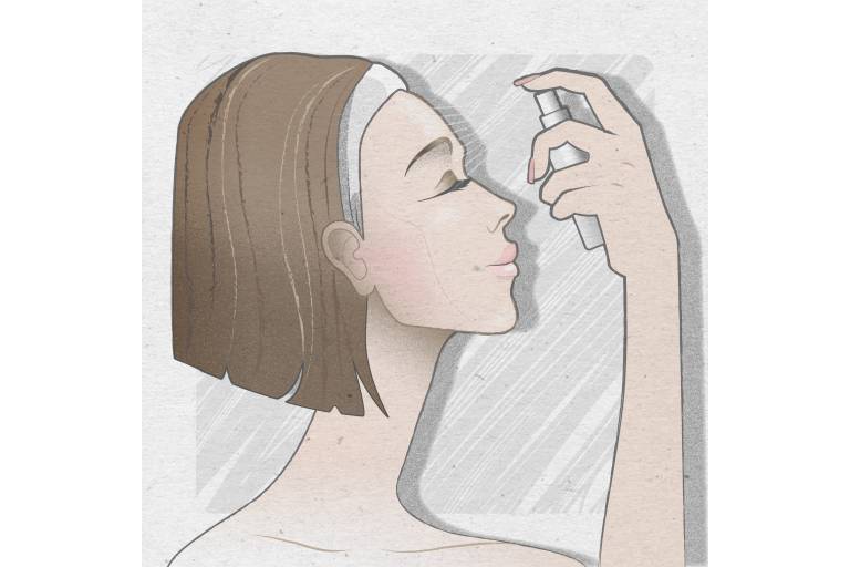 Нанесение термальной воды