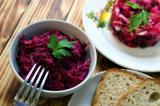 простой салат со свеклой и сыром