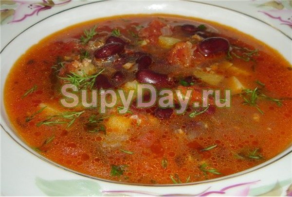 Суп с красной фасолью консервированной и помидорами